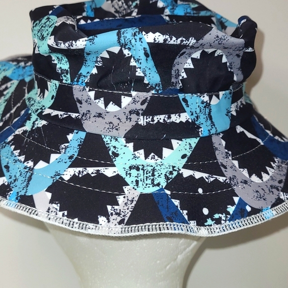 Swimlids UPF 50+ Kids Shark Bait Swim Bucket Hat Beachy Pool Vacay Size S NWOT - Picture 4 of 13